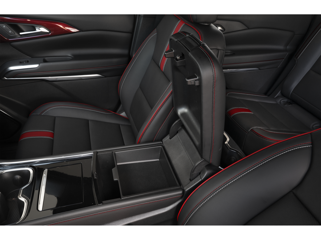 2027 Chevrolet Traverse RS - Photo 64