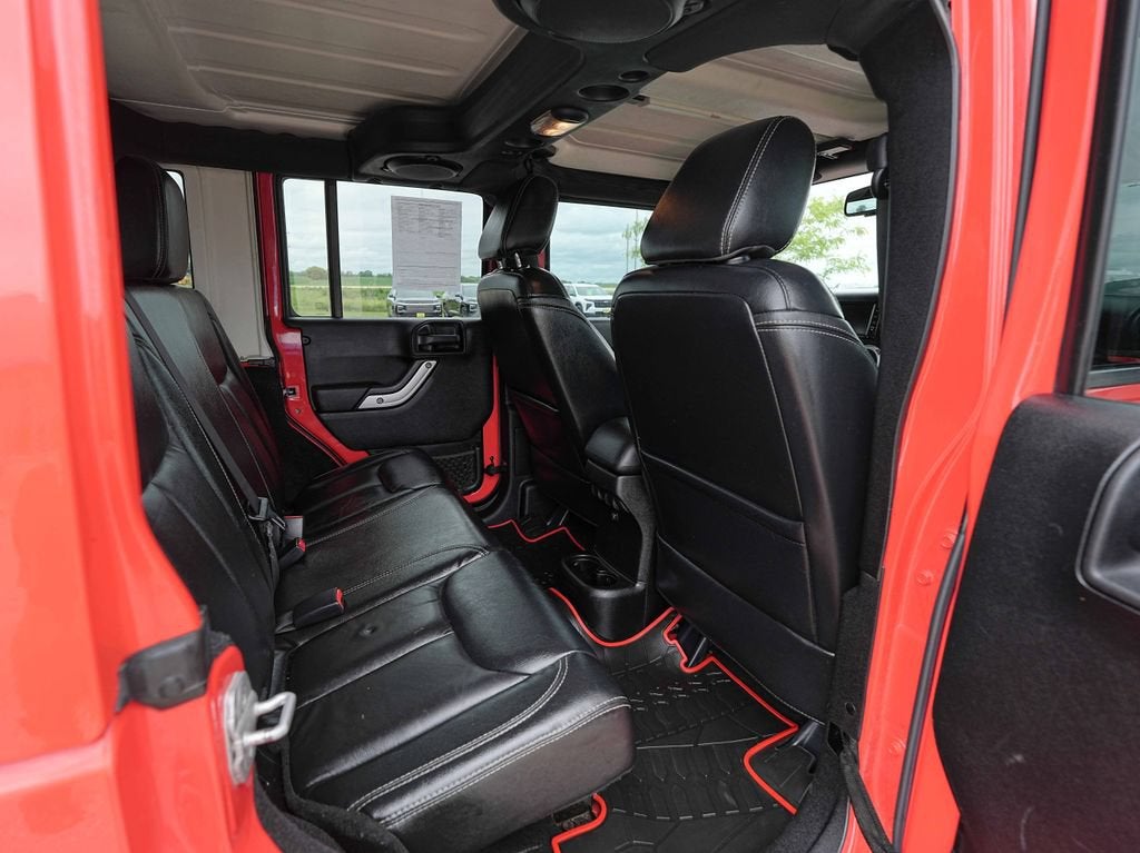 2013 Jeep Wrangler Unlimited Sahara