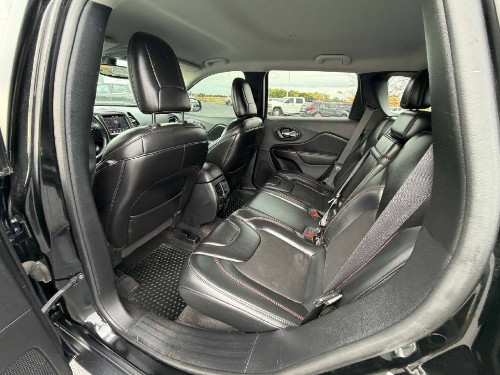 2019 Jeep Cherokee Trailhawk