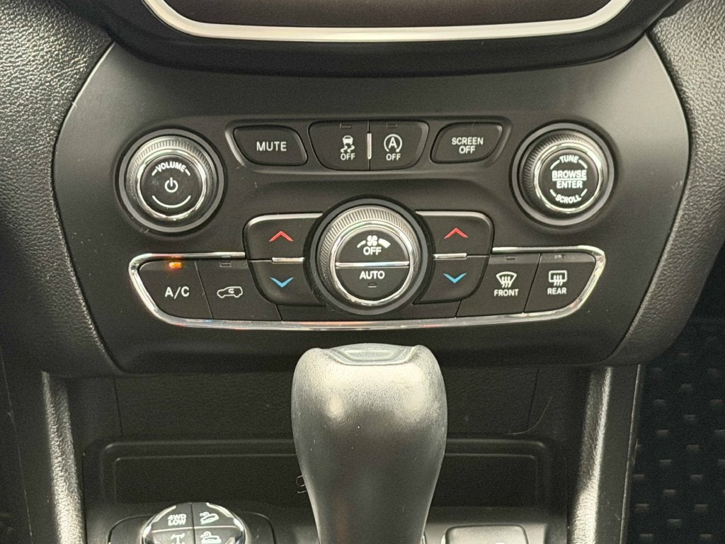 2019 Jeep Cherokee Trailhawk