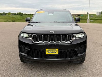 2023 Jeep Grand Cherokee Laredo