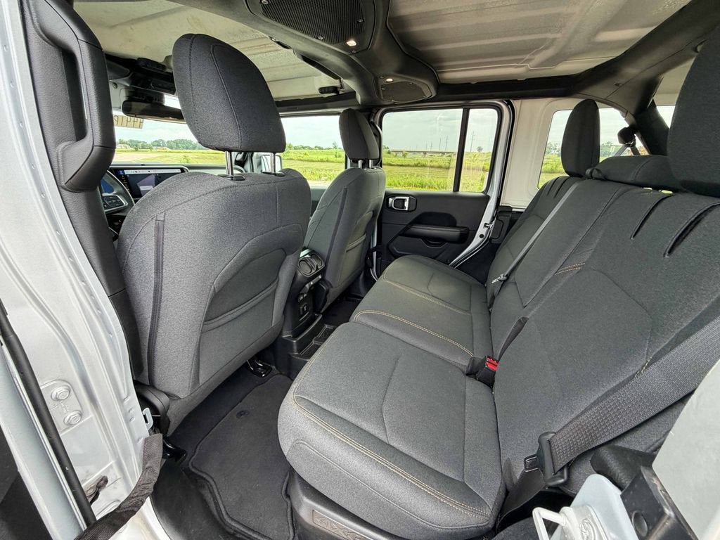 2024 Jeep Wrangler 4xe Sahara