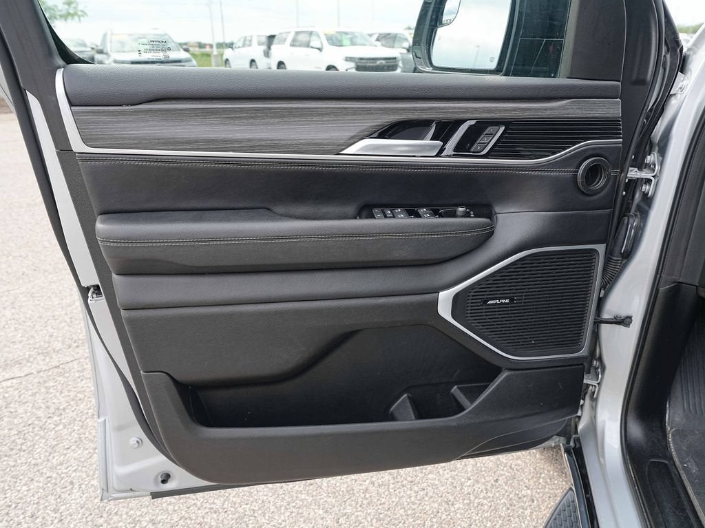 2024 Jeep Wagoneer L Series II
