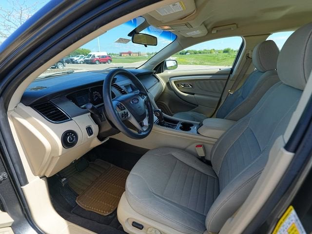 2019 Ford Taurus SE