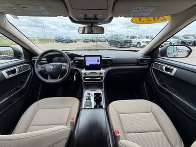 2023 Ford Explorer Base