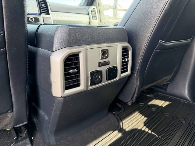 2022 Ford Super Duty F-350 SRW XL