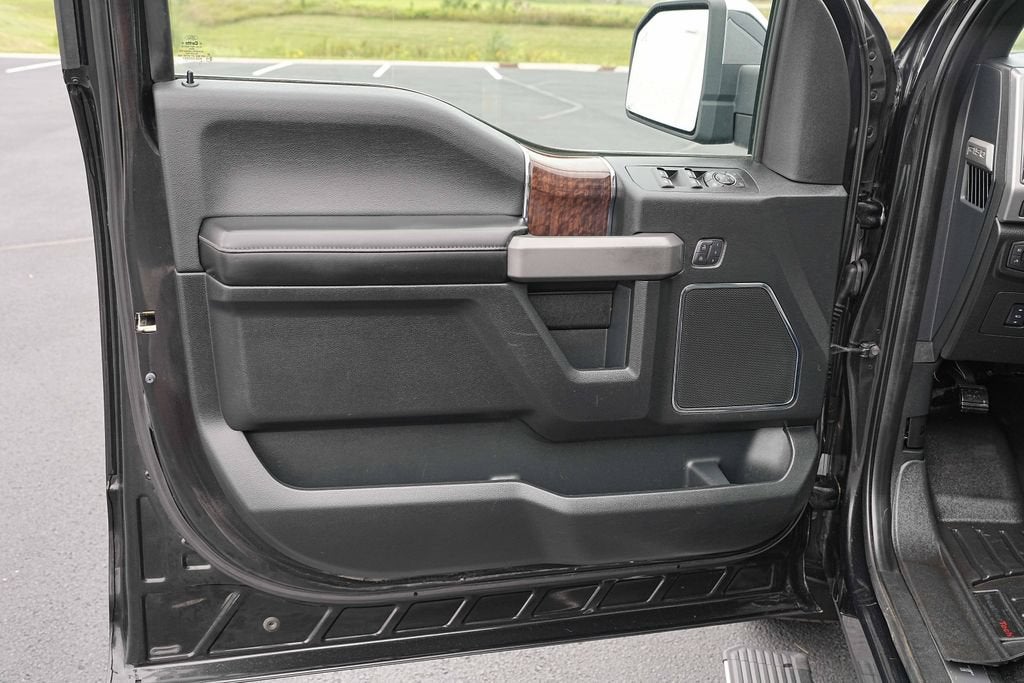2015 Ford F-150 XLT w/HD Payload Pkg