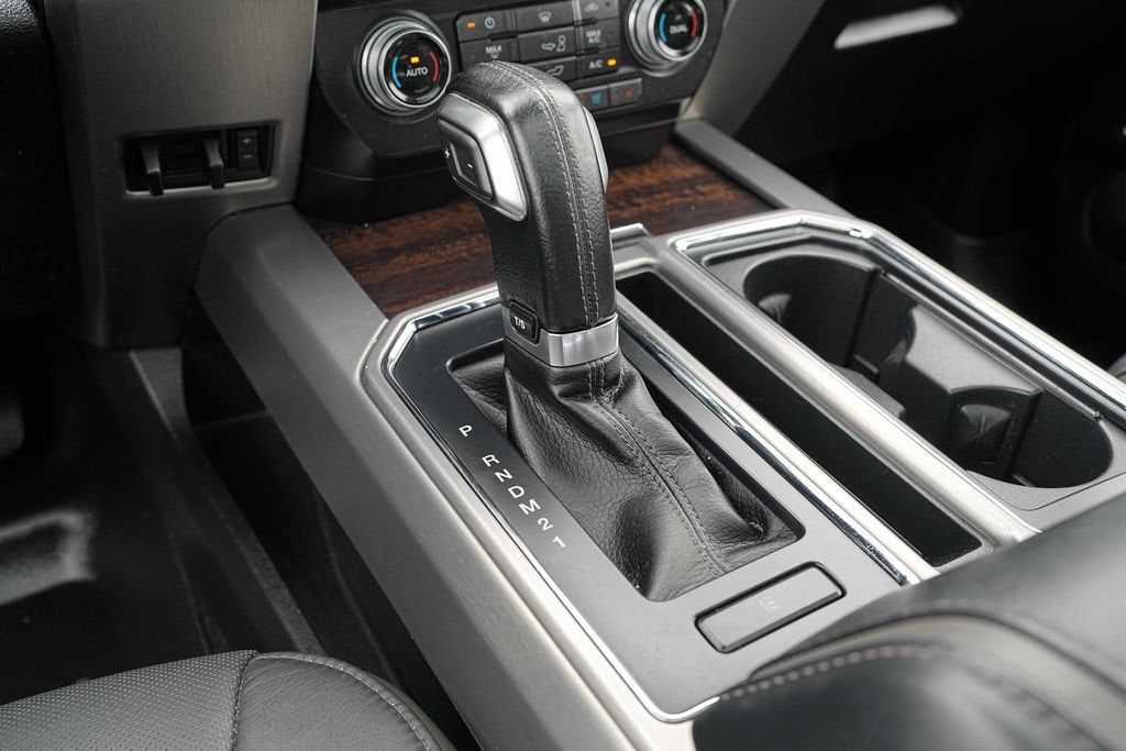 2015 Ford F-150 XLT w/HD Payload Pkg