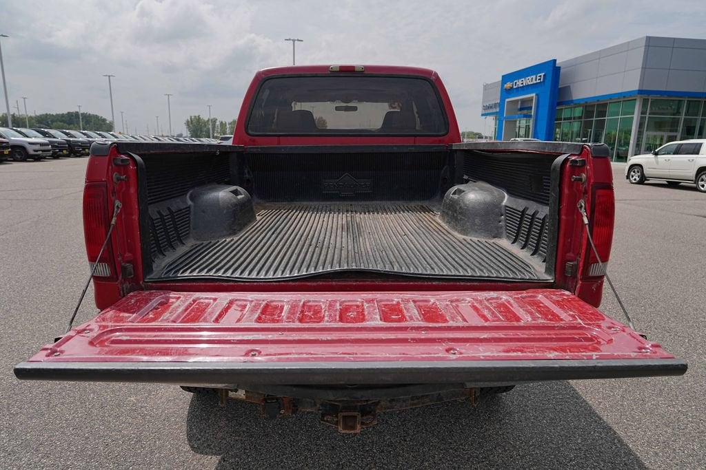 2005 Ford Super Duty F-350 SRW XL