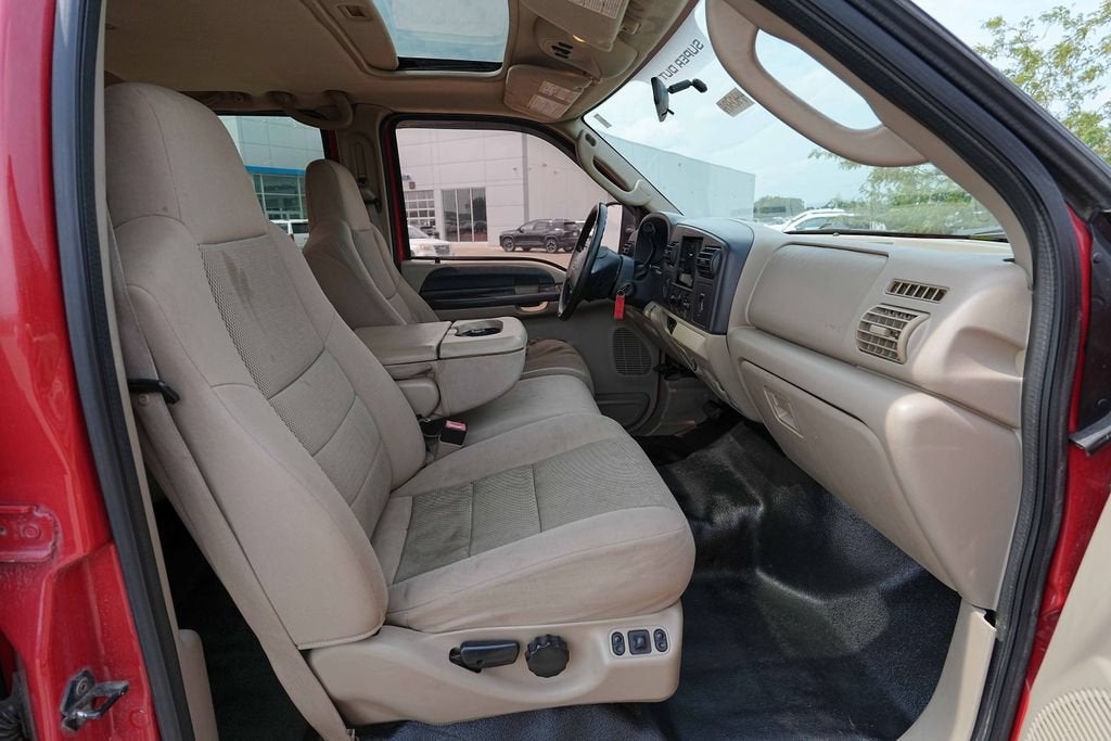 2005 Ford Super Duty F-350 SRW XL
