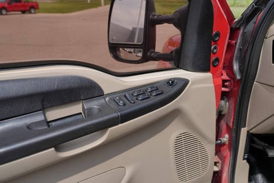 2005 Ford Super Duty F-350 SRW XL