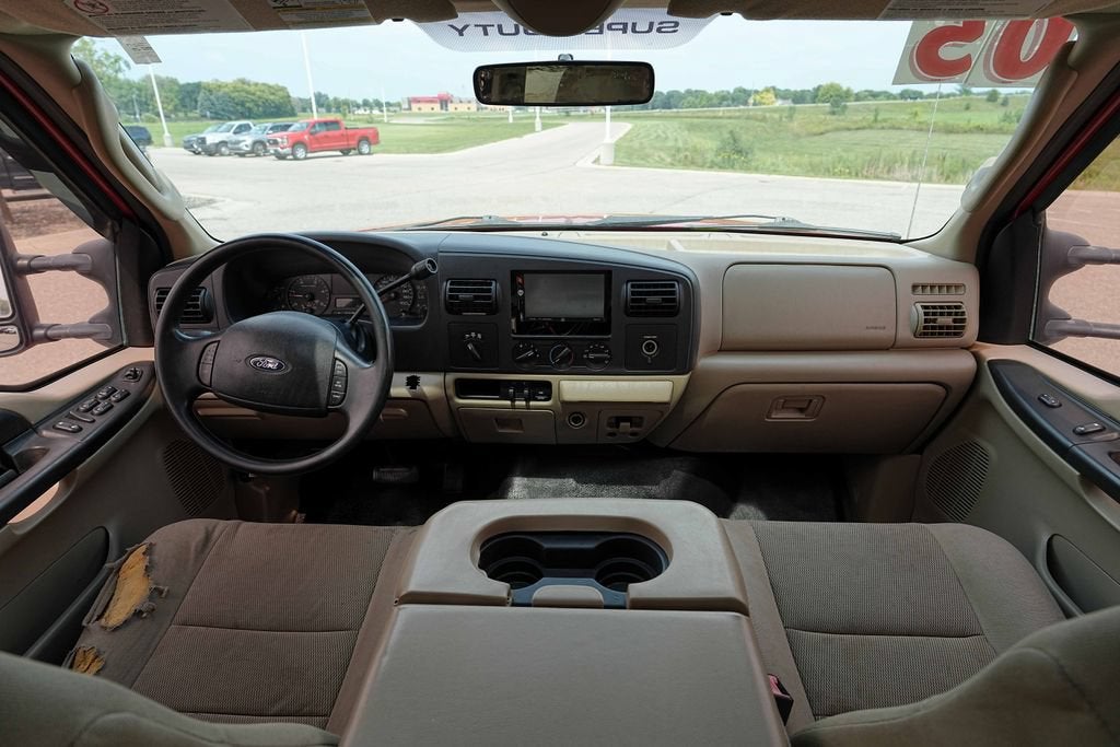 2005 Ford Super Duty F-350 SRW XL