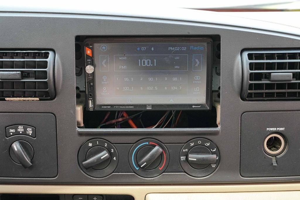 2005 Ford Super Duty F-350 SRW XL