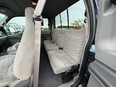 2000 Ford Super Duty F-350 DRW XLT