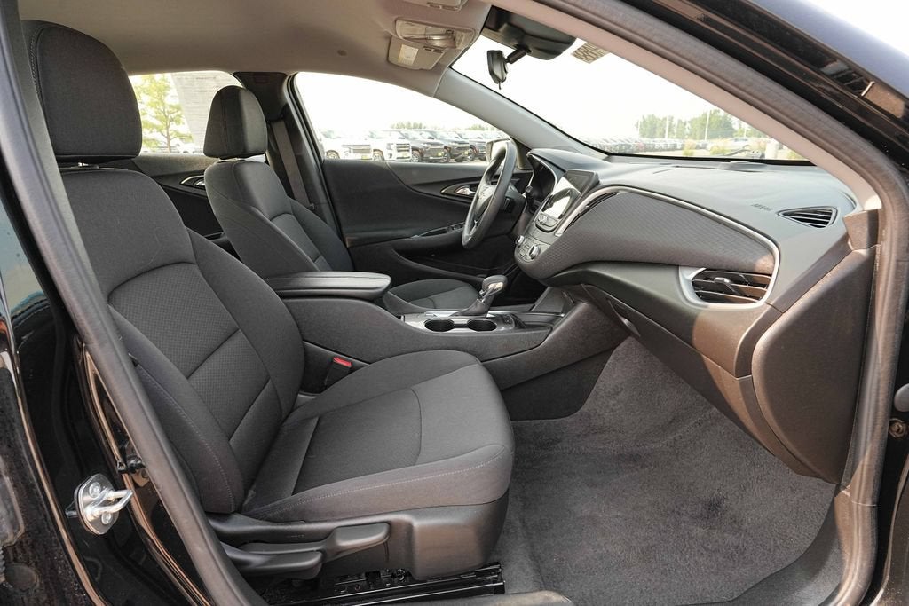2025 Chevrolet Malibu 1LT
