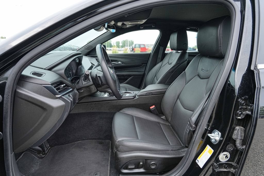 2026 Cadillac CT4 Premium Luxury