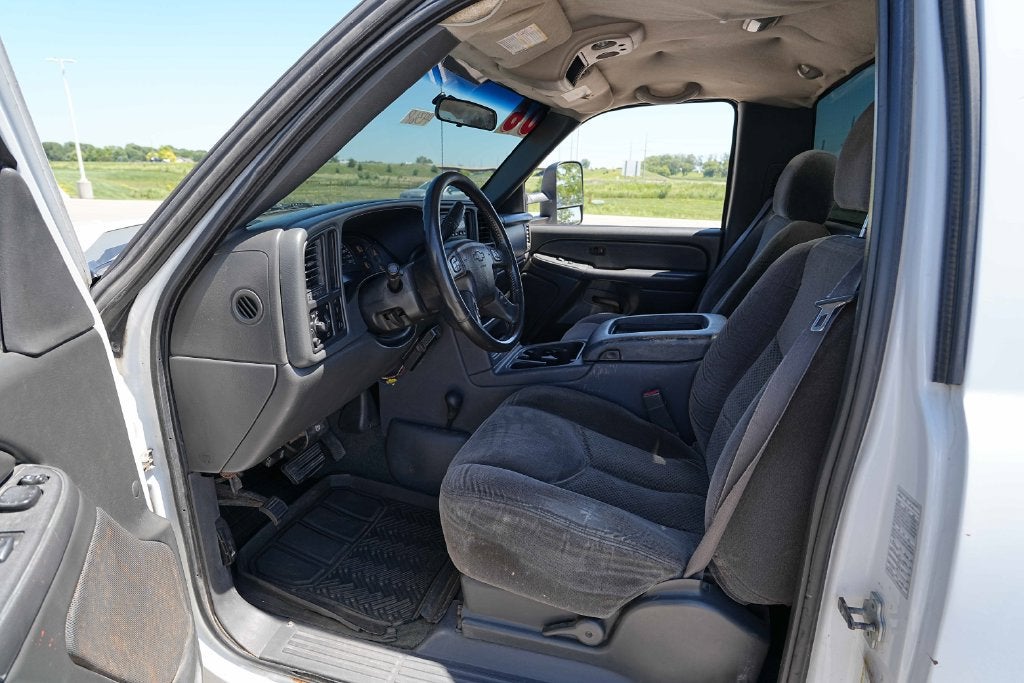 2006 Chevrolet Silverado 2500 HD Work Truck