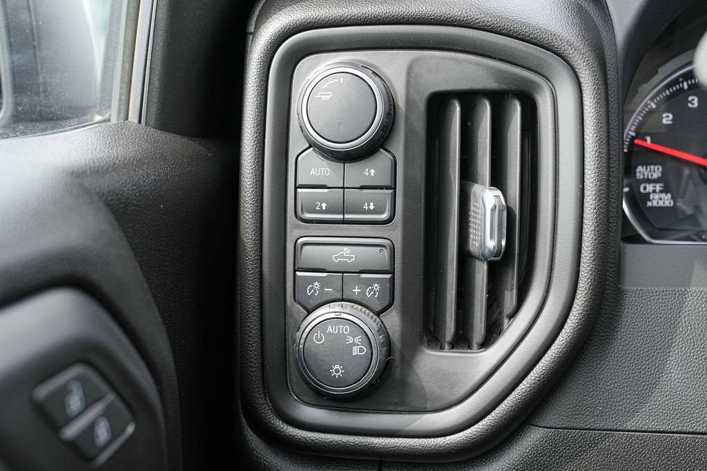 2022 Chevrolet Silverado 1500 LTD Custom Trail Boss