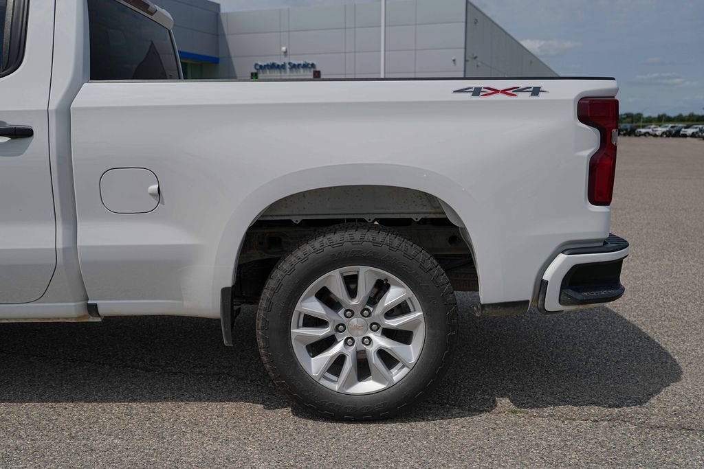 2020 Chevrolet Silverado 1500 Custom