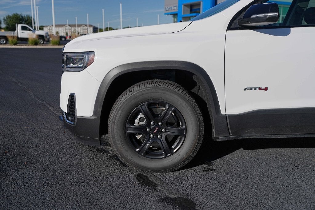 2023 GMC Acadia AT4