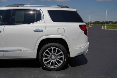 2023 GMC Acadia Denali