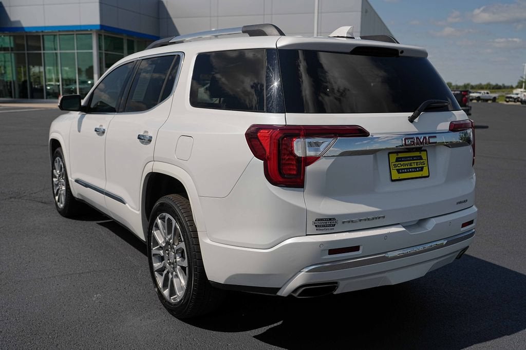 2023 GMC Acadia Denali