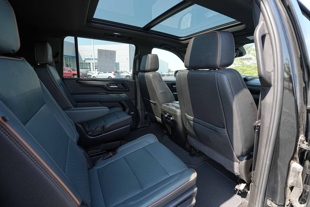 2025 GMC Yukon XL AT4