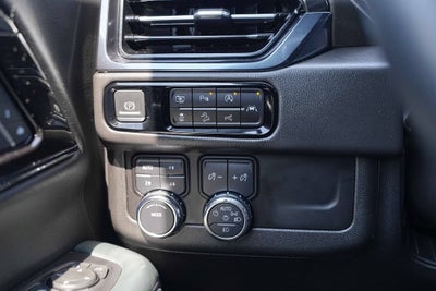 2025 GMC Yukon XL AT4
