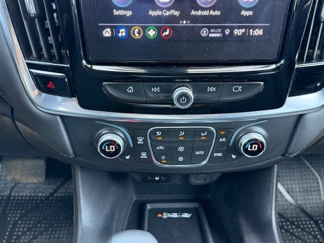 2022 Chevrolet Traverse LT Cloth