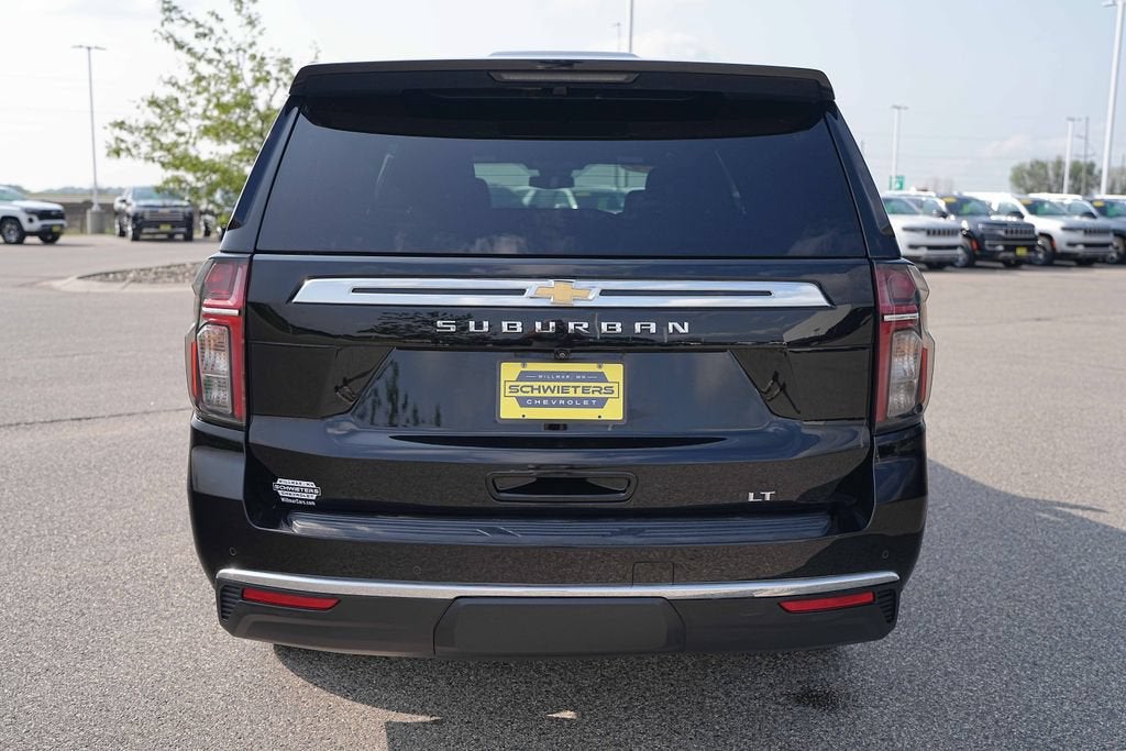 2024 Chevrolet Suburban LT