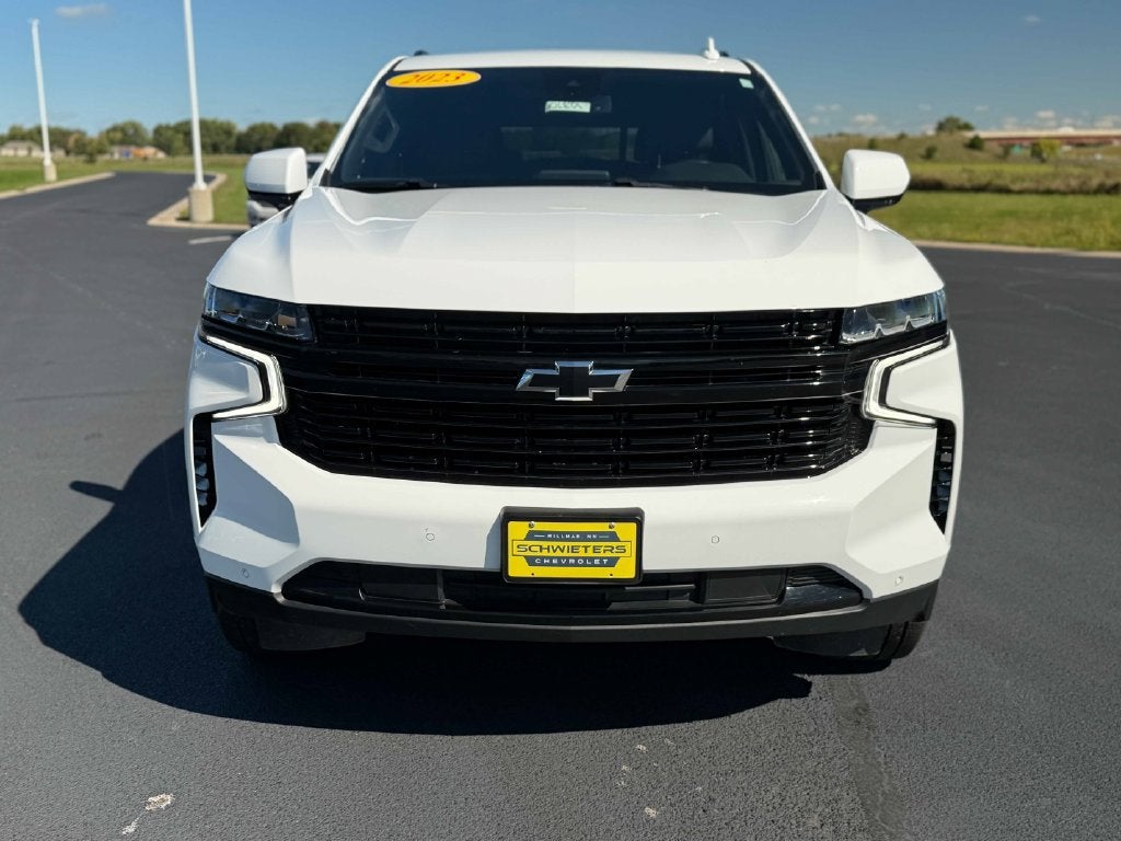 2023 Chevrolet Suburban RST