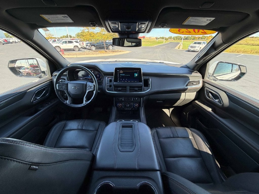 2023 Chevrolet Suburban RST