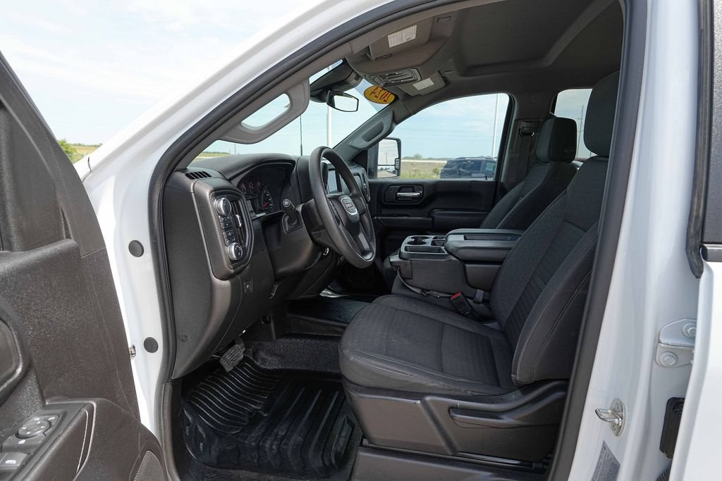 2024 GMC Sierra 2500 HD Pro