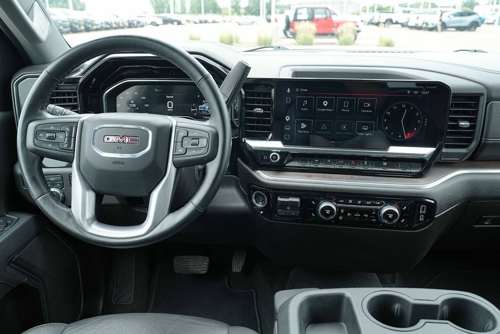 2025 GMC Sierra 1500 SLT