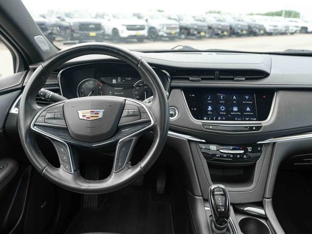 2023 Cadillac XT5 Premium Luxury