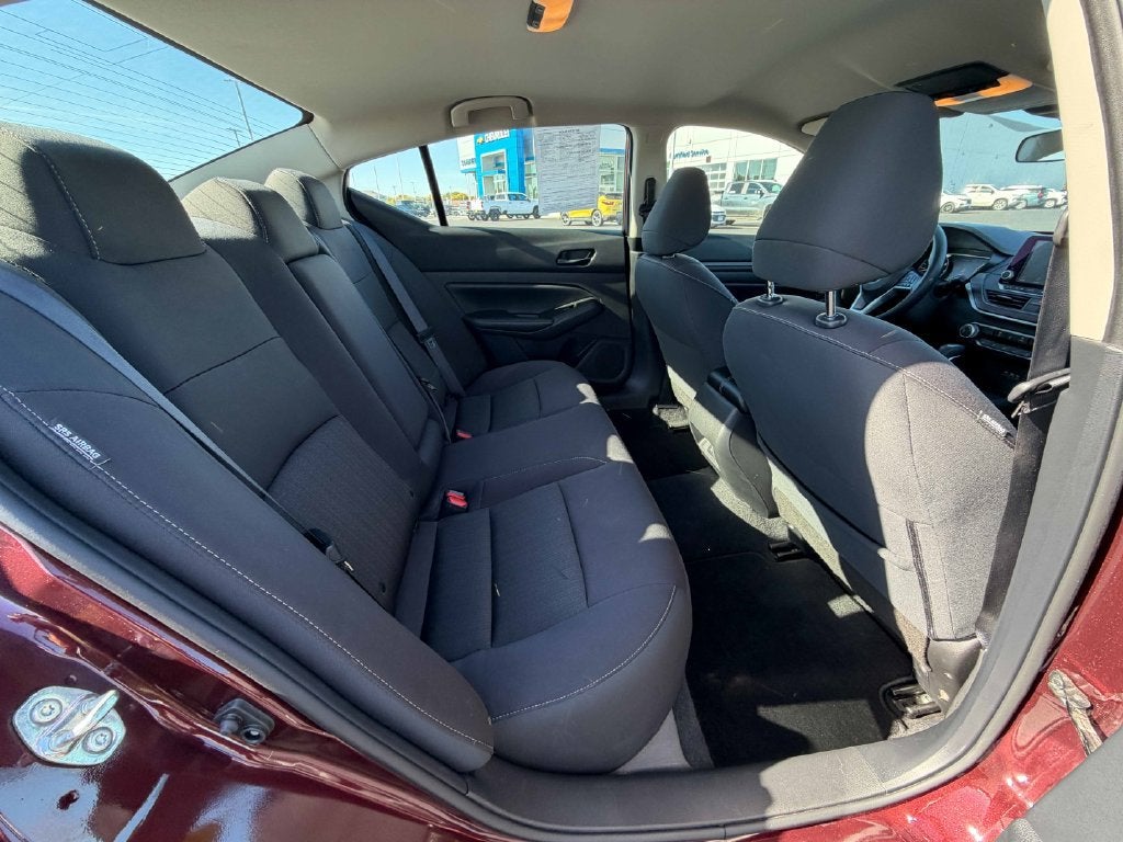 2025 Nissan Altima SV