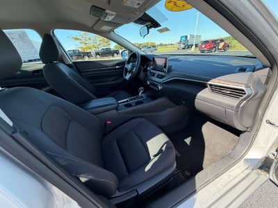 2025 Nissan Altima SV