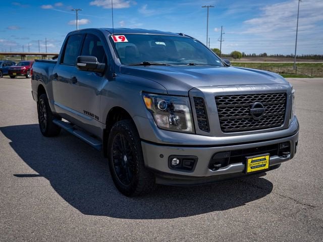 2019 Nissan Titan SL