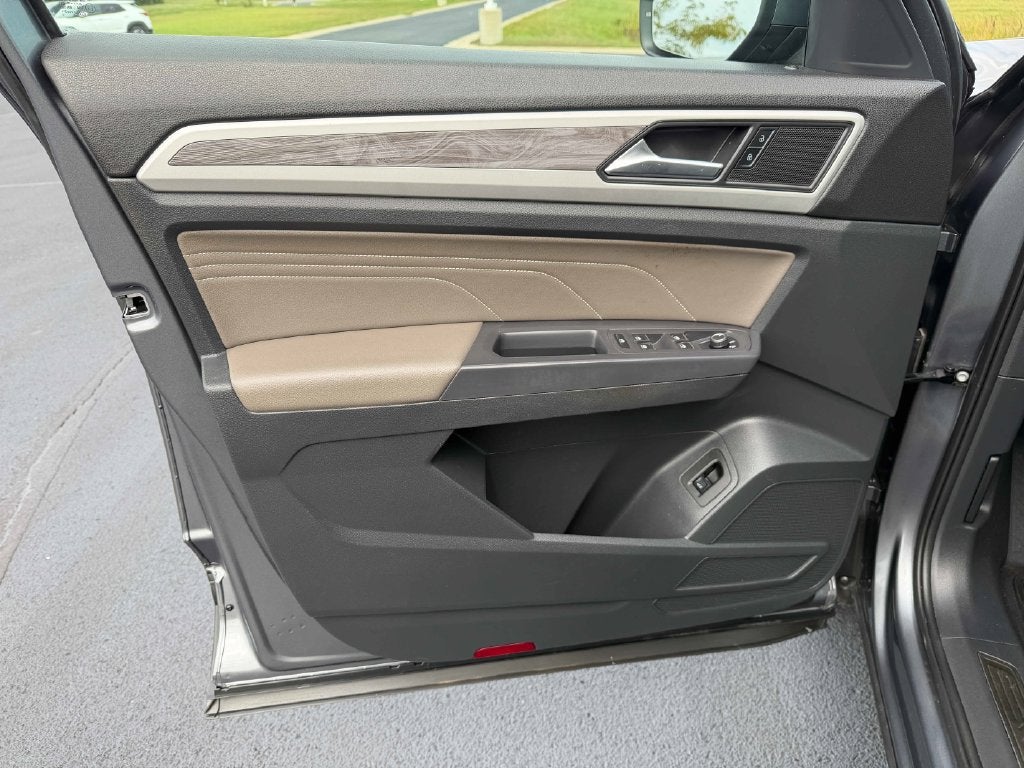 2021 Volkswagen Atlas Cross Sport 3.6L V6 SE w/Technology
