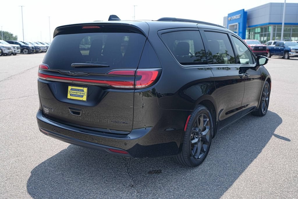 2025 Chrysler Pacifica Limited