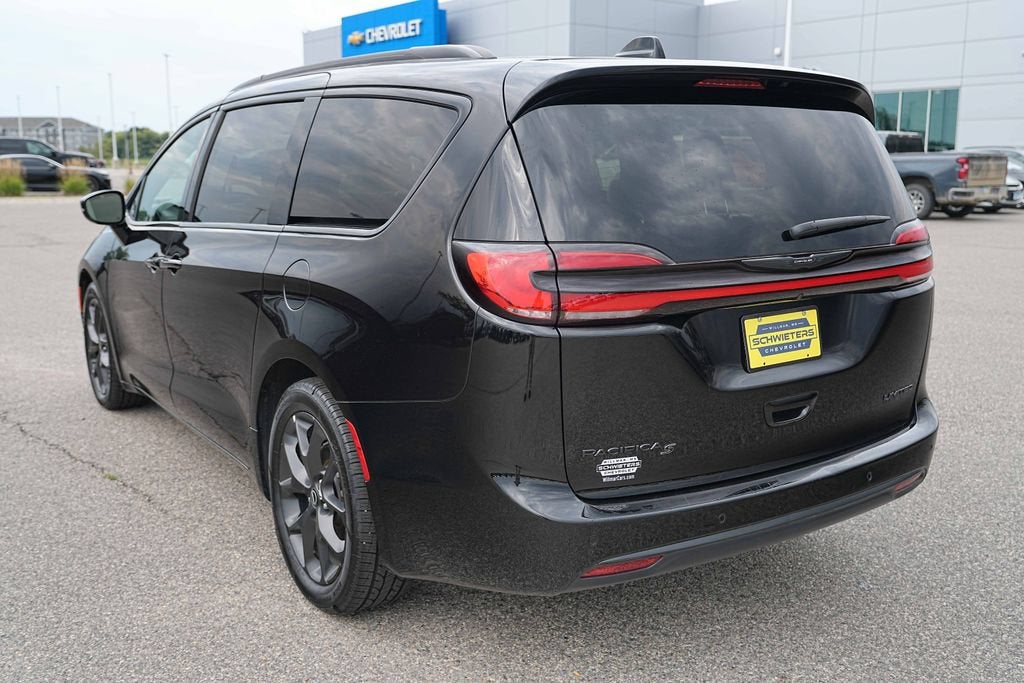 2025 Chrysler Pacifica Limited