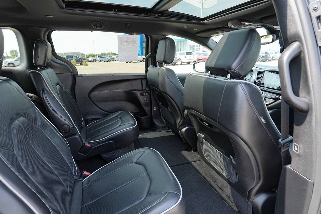 2025 Chrysler Pacifica Limited