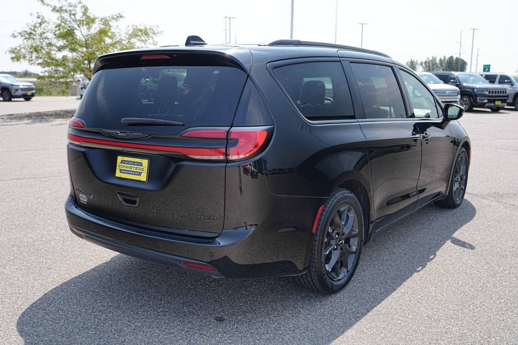 2025 Chrysler Pacifica Limited