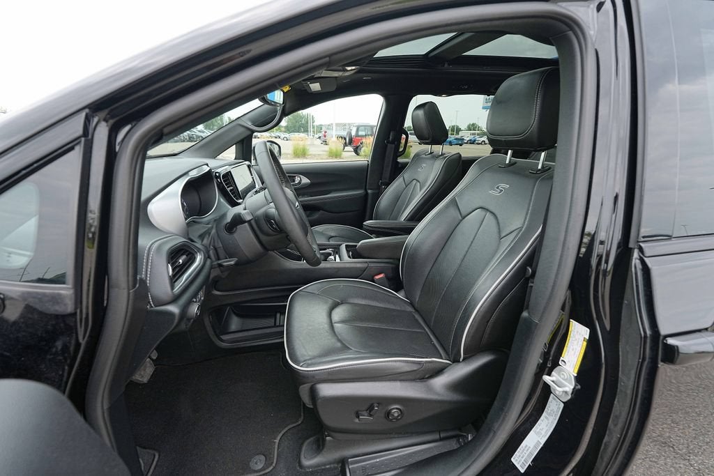2025 Chrysler Pacifica Limited