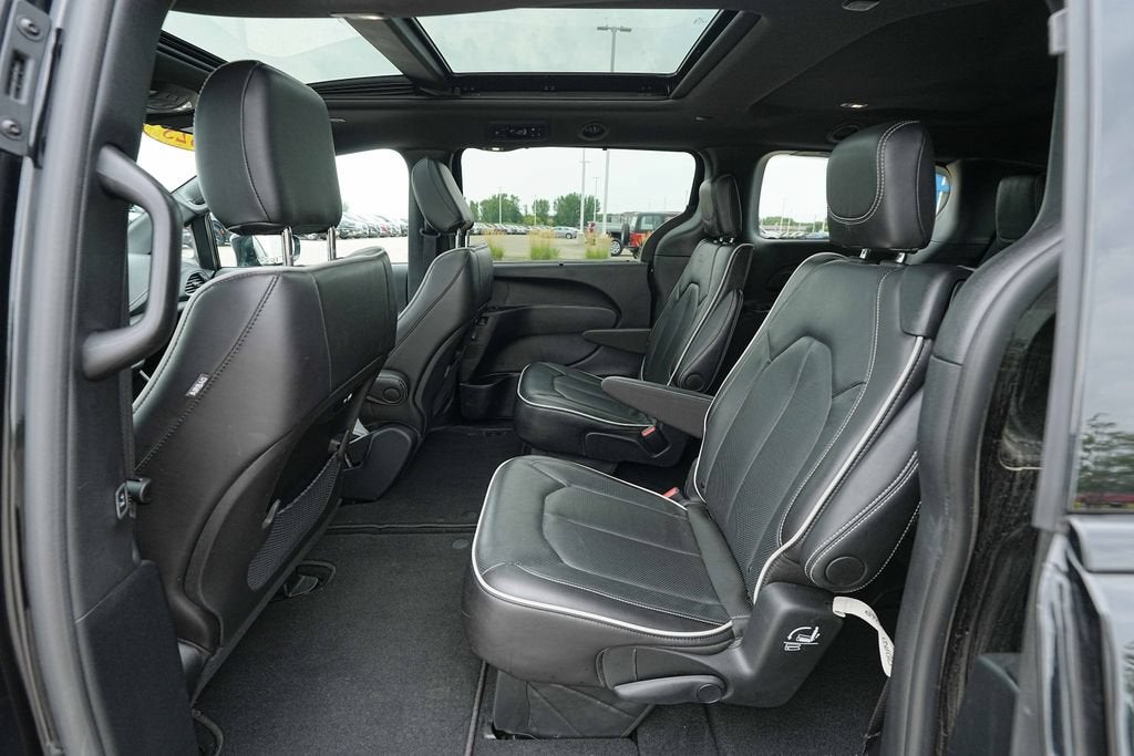 2025 Chrysler Pacifica Limited