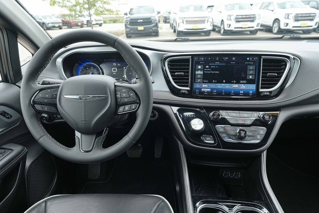 2025 Chrysler Pacifica Limited