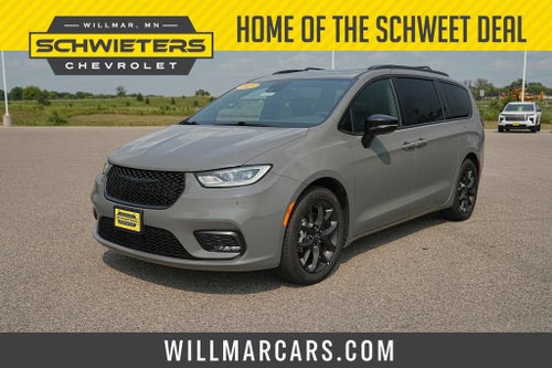 2025 Chrysler Pacifica Limited