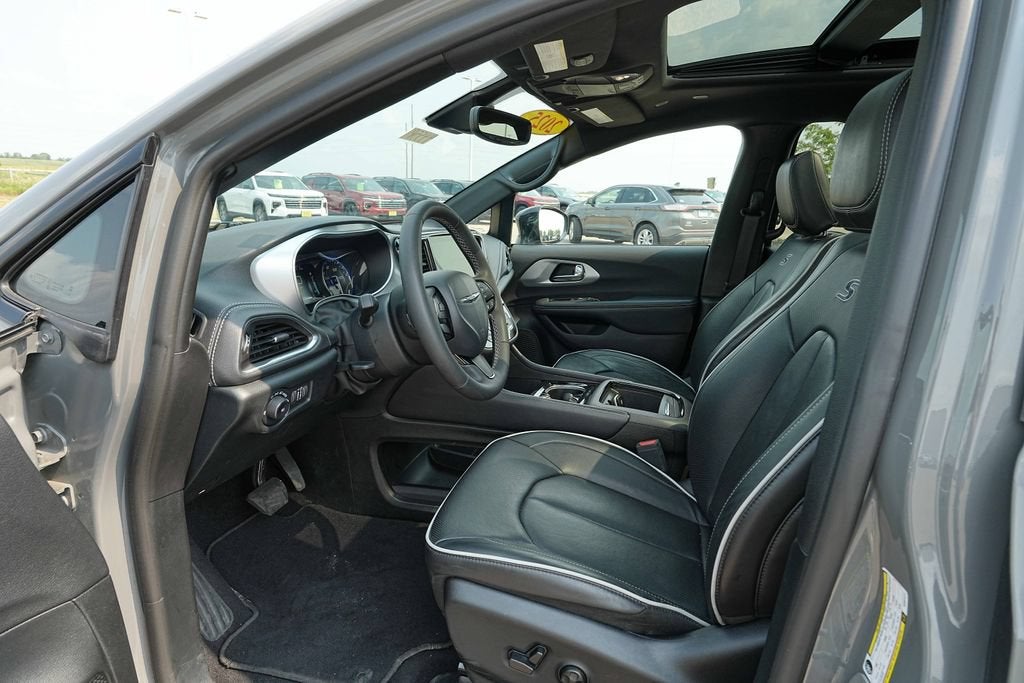 2025 Chrysler Pacifica Limited