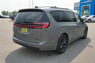 2025 Chrysler Pacifica Limited
