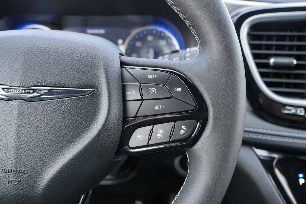 2025 Chrysler Pacifica Limited